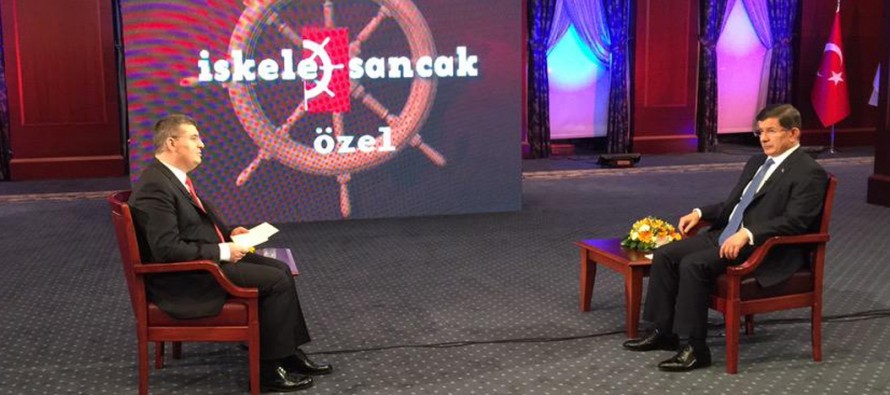 Başbakan Davutoğlu İskele Sancak Özel programına katıldı