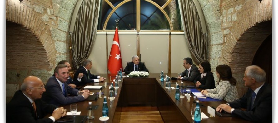 Başbakan Yıldırım, Kamusal Politika ve Demokrasi Çalışmaları Derneği heyetini kabul etti
