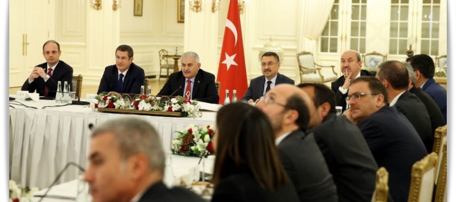 Başbakan Binali Yıldırım, banka yöneticileriyle toplantıda bir araya geldi.