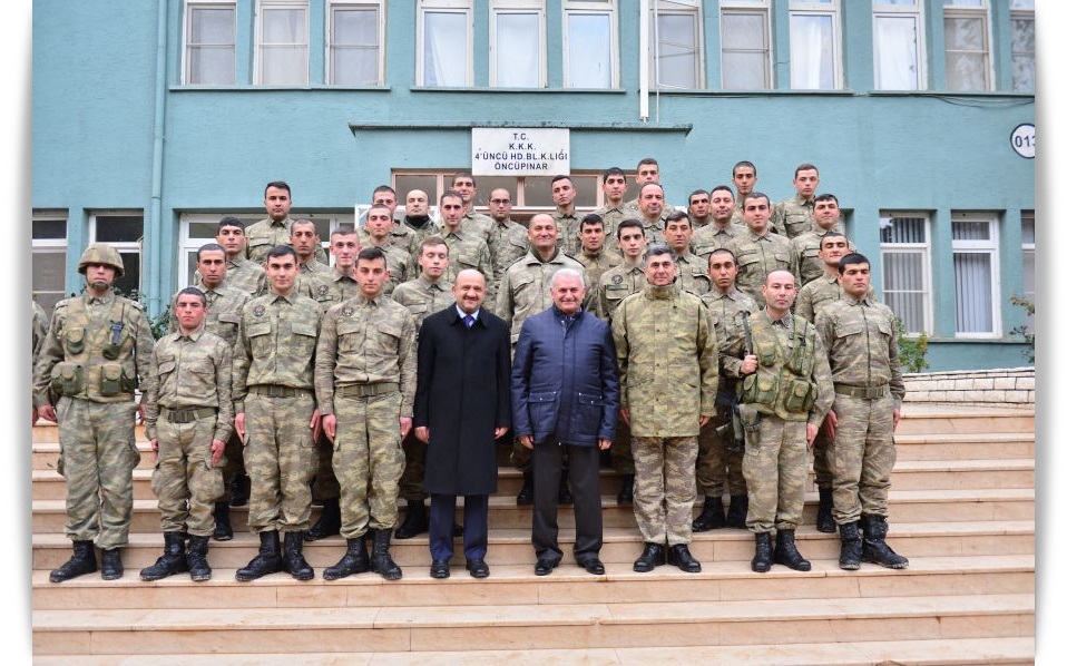 Başbakan Yıldırım, Kilis’te 4. Hudut Bölük Komutanlığını ziyaret etti - Haber  Enerji  (4)