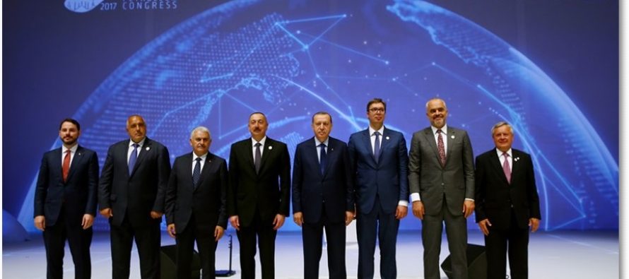 Türkiye, Uzmanlar Tarafından ‘Enerjinin İpek Yolu’ Olarak İsimlendiriliyor