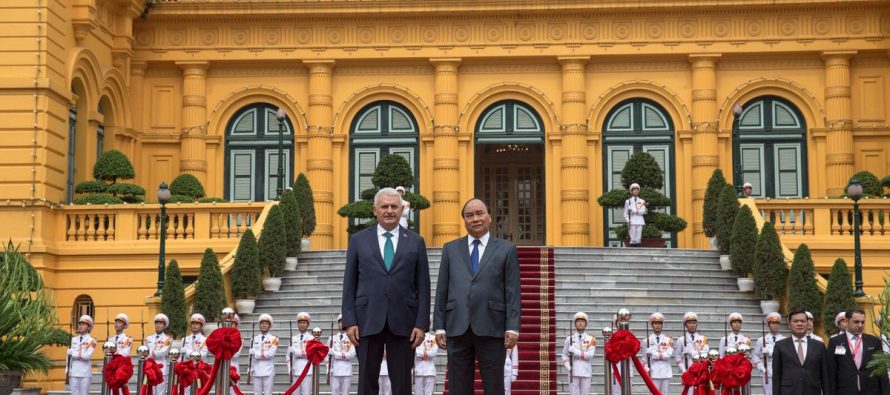 Başbakan Binali Yıldırım Vietnam’da