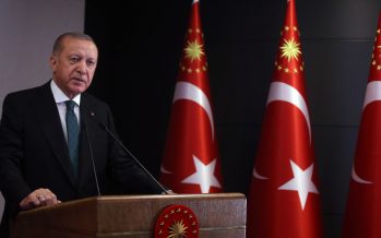 Cumhurbaşkanı Erdoğan,“Küresel bir felaket hâlini alan hastalığın üstesinden gelerek Ramazan’ın sonunda çifte bayram yapmayı niyaz ediyoruz”
