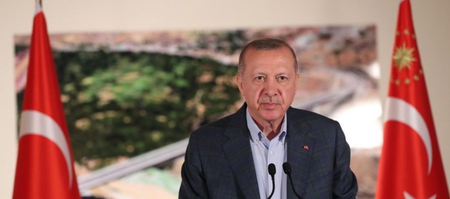 Cumhurbaşkanı Erdoğan,“Ardı ardına açılışlarını yaptığımız sağlıktan ulaşıma her yatırımı geleceğimize tutulmuş bir ışık olarak kabul ediyoruz”