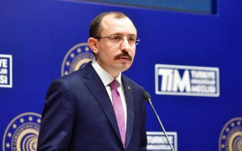 Ticaret Bakanı Mehmet Muş,Nisan ayı dış ticaret rakamlarını açıkladı