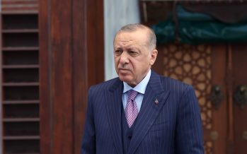 Cumhurbaşkanı Erdoğan Cuma namazını Kerem Aydınlar Camii’nde kıldı
