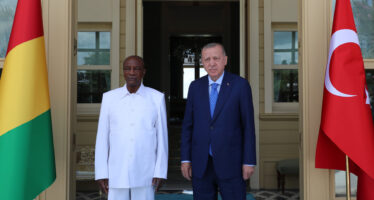 Cumhurbaşkanı Erdoğan, Gine Cumhurbaşkanı Conde ile görüştü