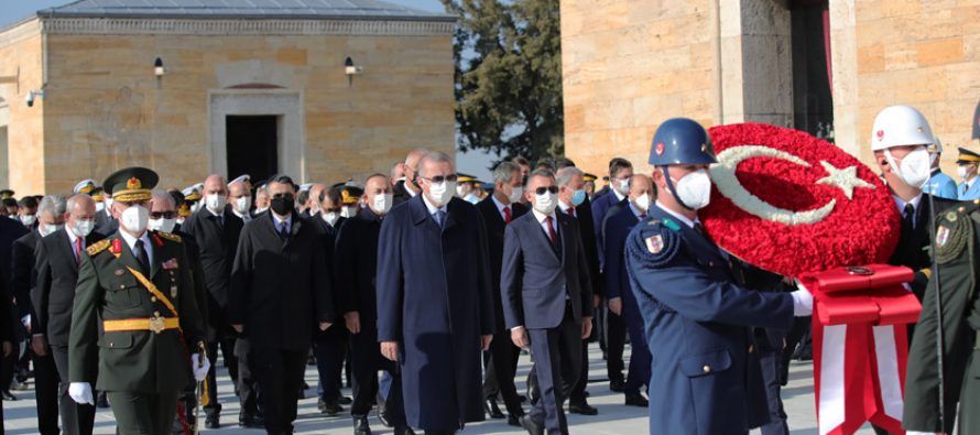 Cumhurbaşkanı Erdoğan, Anıtkabir’de düzenlenen törene katıldı
