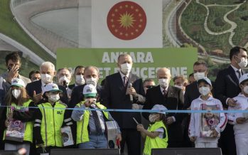 “Millet Bahçesi projelerimizi, insanı merkeze alan medeniyetimizin bize yüklediği bir sorumluluk olarak görüyoruz”