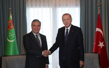 Cumhurbaşkanı Erdoğan, Türkmenistan Devlet Başkanı Berdimuhammedov ile bir araya geldi