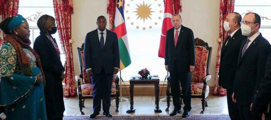 Cumhurbaşkanı Erdoğan, Orta Afrika Cumhuriyeti Cumhurbaşkanı Touadera ile görüştü