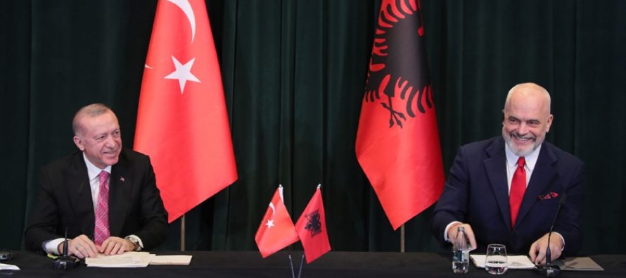 “Arnavutluk’la bir milyar dolarlık ticaret hacmi hedefimize kısa sürede ulaşalım istiyoruz“