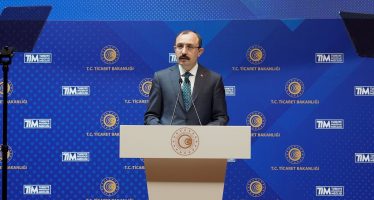 Ticaret Bakanı Mehmet Muş, Nisan Ayı İhracatında 23,4 Milyar Dolar ile Rekor Kırıldı