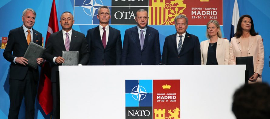 Cumhurbaşkanı Erdoğan, Finlandiya Cumhurbaşkanı, İsveç Başbakanı ve NATO Genel Sekreteri ile dörtlü görüşme gerçekleştirdi