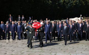 Cumhurbaşkanı Erdoğan, Anıtkabir’de düzenlenen törene katıldı