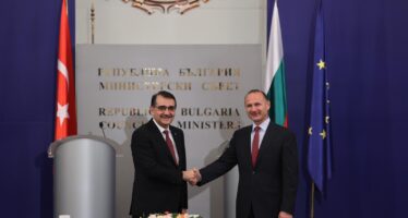 Türkiye ile Bulgaristan, doğal gaz alanında işbirliği anlaşması imzaladı