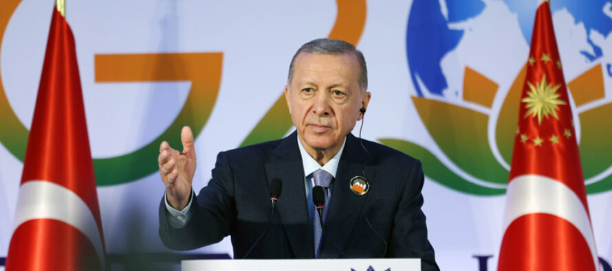 “Rusya-Ukrayna savaşını sonlandırmak için yoğun çaba harcıyoruz”