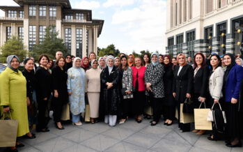Emine Erdoğan, Toplum Kalkınmasında Gönül Elçileri Programı’na katıldı