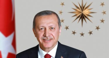 “Türkiye, her alanda yazdığı başarı hikâyeleriyle hedeflerine doğru emin adımlarla ilerlemektedir”