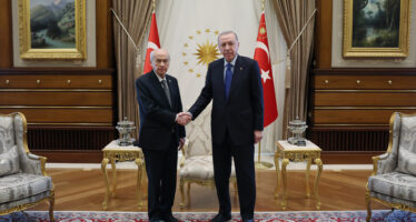 Cumhurbaşkanı Erdoğan, MHP Genel Başkanı Bahçeli’yi kabul etti