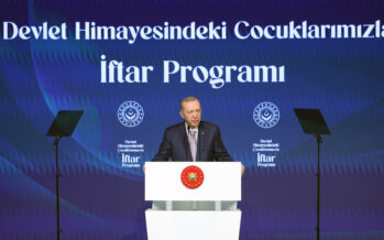 Cumhurbaşkanı Erdoğan, devlet himayesindeki çocuklarla iftar sofrasında bir araya geldi